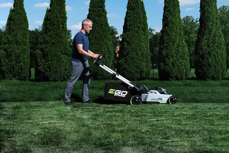 cordless self propelled lawn mower